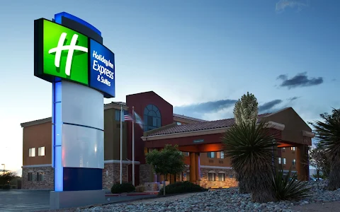 Holiday Inn Express & Suites Albuquerque-N. Balloon Fsta Park, an IHG Hotel image