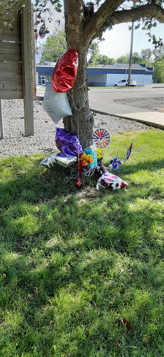 Florist «Rayola Florist», reviews and photos, 919 N State Rd, Davison, MI 48423, USA