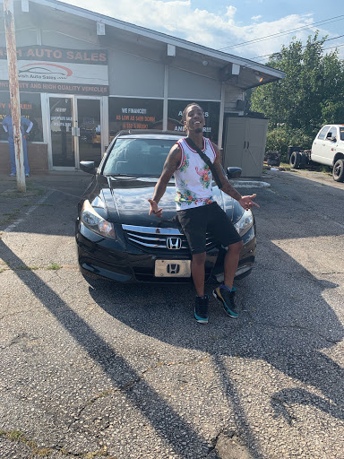 Used Car Dealer «Lavish Auto Sales», reviews and photos, 4526 Old Wake Forest Rd, Raleigh, NC 27609, USA