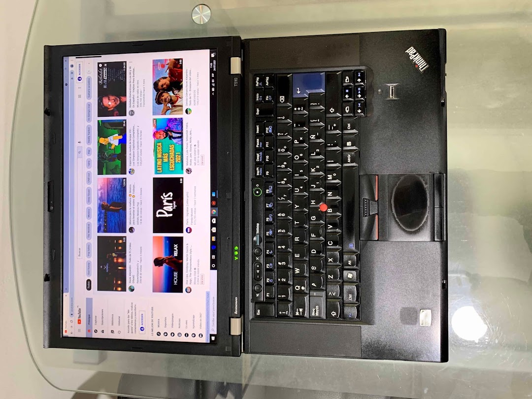 Vendo Computadoras Laptops Monitores