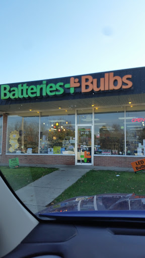 Car Battery Store «Batteries Plus Bulbs», reviews and photos, 3120 Packard Rd, Ann Arbor, MI 48108, USA