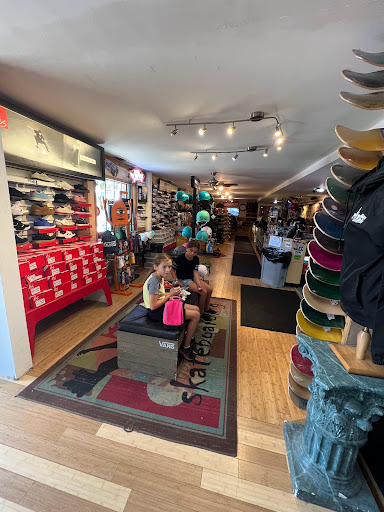 Skateboard Park «Asylum Skate Park», reviews and photos, 29850 Skokie Hwy, Lake Bluff, IL 60044, USA