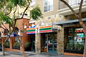 7-Eleven image