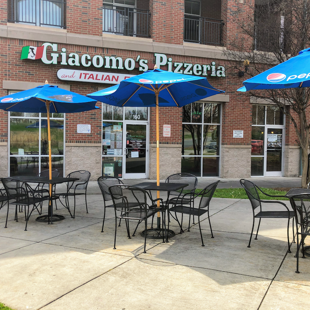 Giacomos Pizzeria & Italian Restaurant