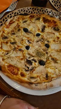 Pizza du Restaurant La Casa - Pizzeria Vinyl et vin Naturel à Uchizy - n°4