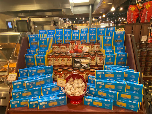 Grocery Store «The Fresh Market», reviews and photos, 3722 Henderson Blvd, Tampa, FL 33609, USA