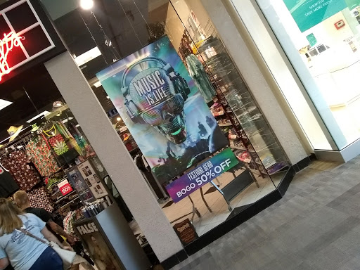 Shopping Mall «Huntington Mall Shopping Center», reviews and photos, 500 Mall Rd, Barboursville, WV 25504, USA