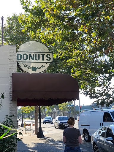 Donut Shop «Monarch Donuts», reviews and photos, 15 Huntington Dr, Arcadia, CA 91007, USA
