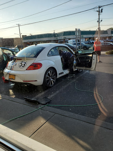 Car Wash «Rainbow Car Wash», reviews and photos, 225 W Old Country Rd, Hicksville, NY 11801, USA