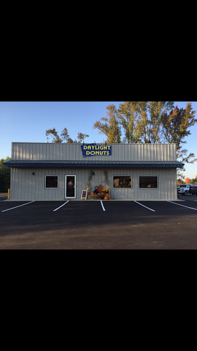 Donut Shop «Daylight Donuts», reviews and photos, 602 W Dewitt Henry Dr, Beebe, AR 72012, USA