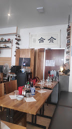 Photo n°57 de KIM LY à Paris ()