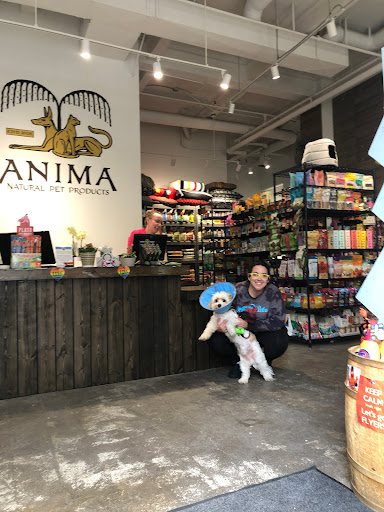 Pet Supply Store «BONeJOUR Pet Supply and Dog Wash», reviews and photos, 53 N 3rd St, Philadelphia, PA 19106, USA