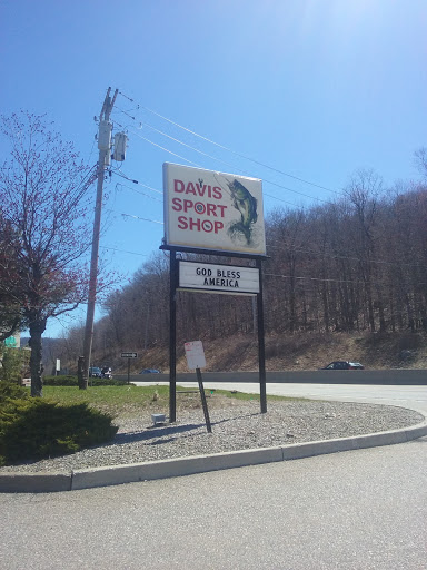 Sporting Goods Store «Davis Sport Shop», reviews and photos, 120 NY-17, Sloatsburg, NY 10974, USA