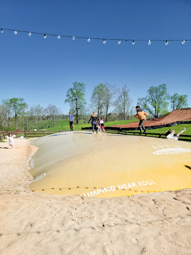 Farm «Warbington Farms (U-Pick Strawberries)», reviews and photos, 5555 Crow Rd, Cumming, GA 30041, USA