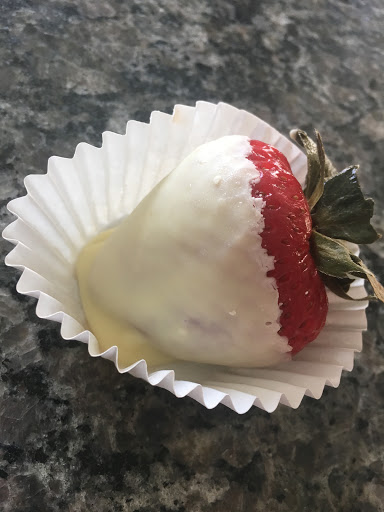 Gift Shop «Edible Arrangements», reviews and photos, 6901 Rockside Rd, Independence, OH 44131, USA