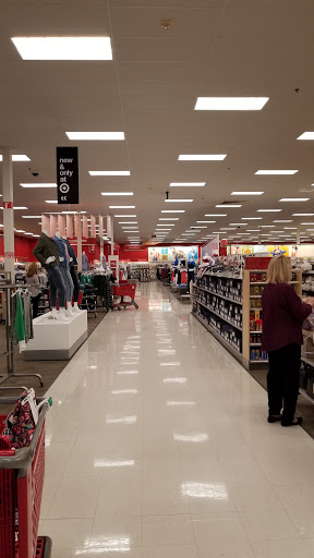 Department Store «Target», reviews and photos, 2701 Lawndale Dr, Greensboro, NC 27408, USA
