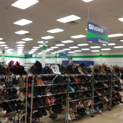 Thrift Store «Goodwill Store & Donation Center», reviews and photos