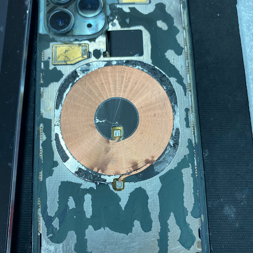 Electronics Repair Shop «Xpress Cell Fixers», reviews and photos, 2101 Bloomingdale Rd, Glendale Heights, IL 60139, USA