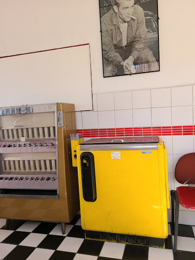 Car Wash «Klassic Car Wash & Detail Center», reviews and photos, 1801 Long Beach Blvd, Long Beach, CA 90806, USA