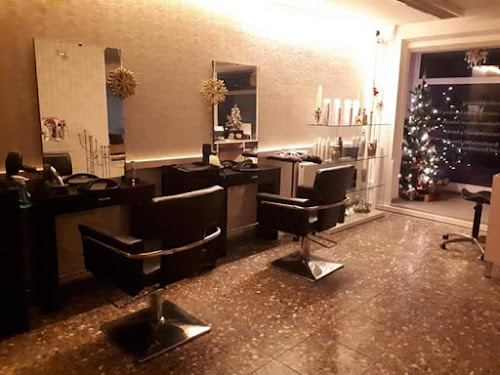 Damen- und Herrenfriseur Friseursalon MIRO Dresden