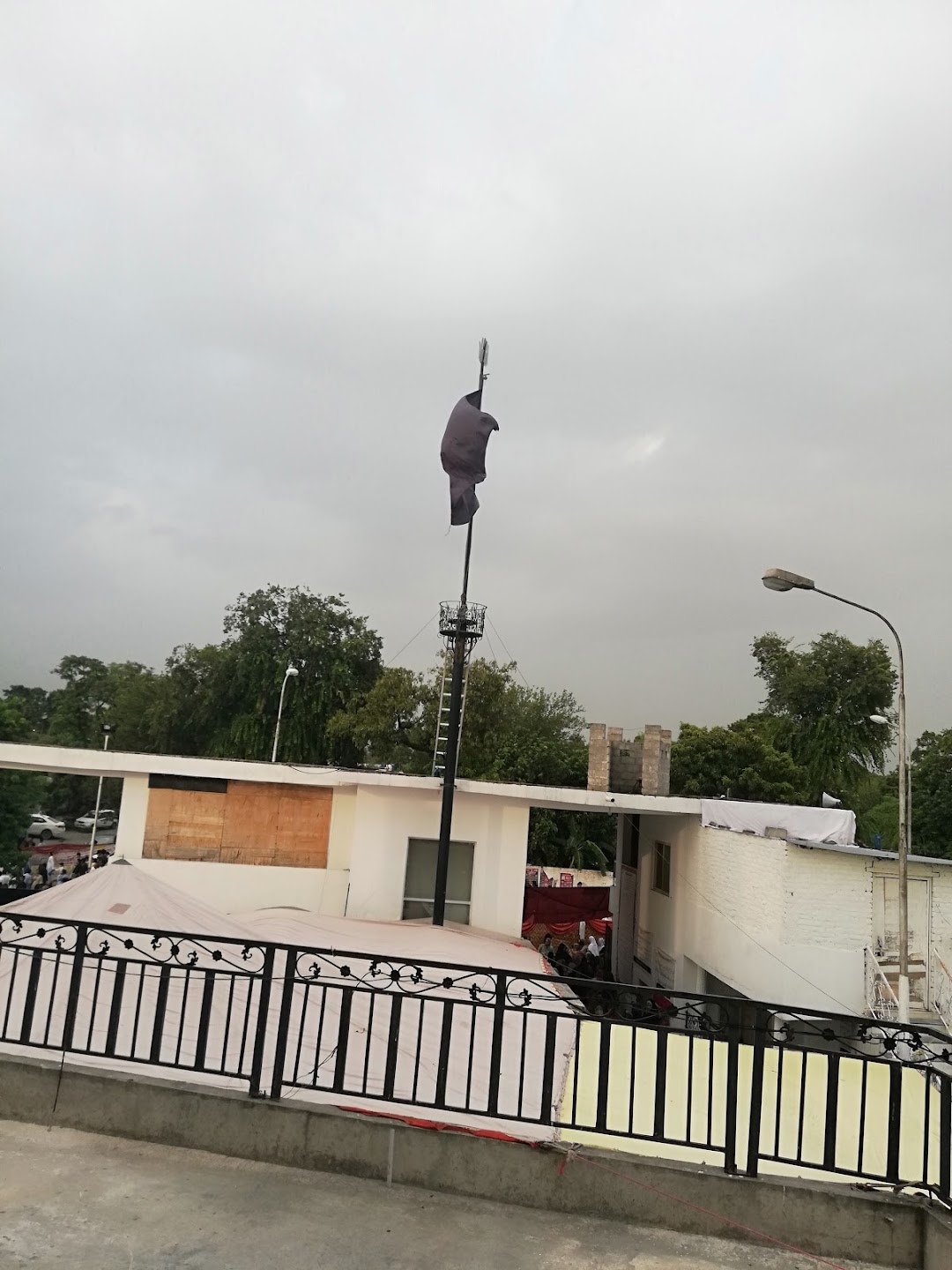 Markazi Masjid o Imam Bargah ASNA ASHRI.