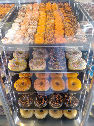 Donut Shop «Yum Yum Donuts», reviews and photos, 12821 Valley View Ave, La Mirada, CA 90638, USA