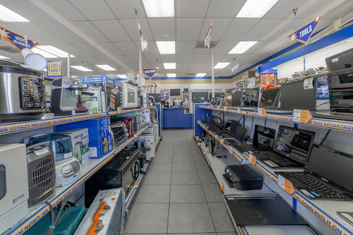 Pawn Shop «La Familia Pawn and Jewelry», reviews and photos, 2057 Americana Blvd, Orlando, FL 32839, USA