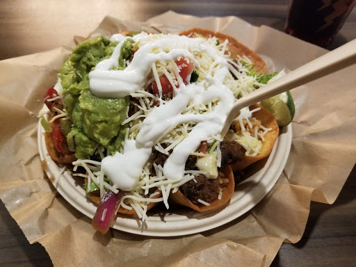 Mexican Restaurant «QDOBA Mexican Eats», reviews and photos, 180 Gravois Bluffs Cir Dr d, Fenton, MO 63026, USA
