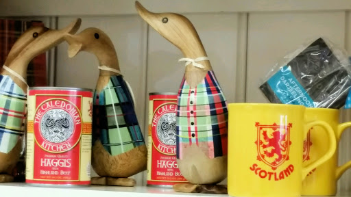 Gift Basket Store «Goldenberry Gifts & Gourmet», reviews and photos, 149 Cherry St, New Canaan, CT 06840, USA