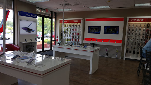 Cell Phone Store «Verizon Authorized Retailer, TCC», reviews and photos, 660 Woodbury Glassboro Rd c, Sewell, NJ 08080, USA