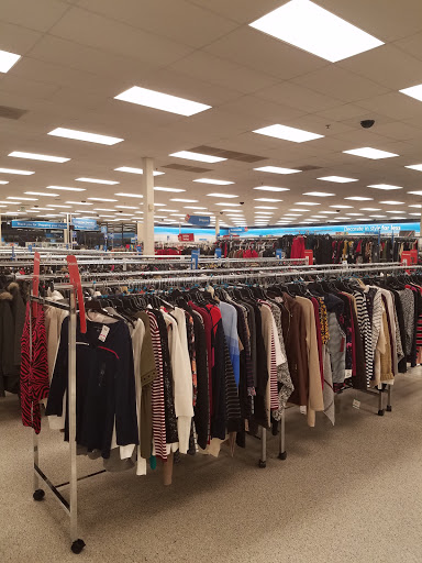 Clothing Store «Ross Dress for Less», reviews and photos, 1235 N Peachtree Pkwy, Peachtree City, GA 30269, USA