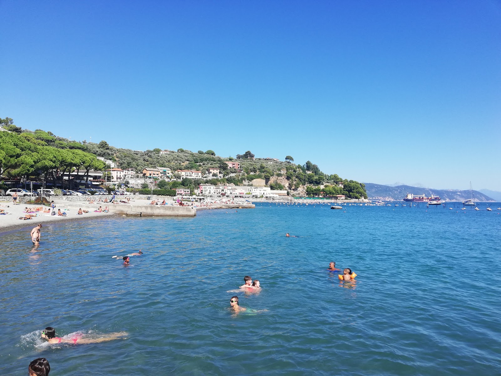 Fotografie cu Spiaggia dell'Olivo
 zona parțial reamenajată