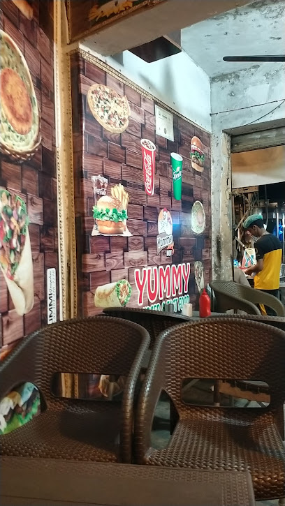 Yummy Burger And Fast Food - 56Q5+JQ6, Sialkot Rd, Chak Jagna Jagna, Gujranwala, Punjab, Pakistan