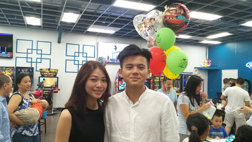 Bowling Alley «Lane 8 Bowling Center», reviews and photos, 124 Wainwright Dr, Brooklyn, NY 11252, USA