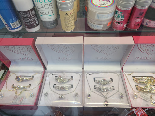 Beauty Supply Store «Too Cute Beauty Supply», reviews and photos, 1940 Jefferson Ave, Fort Myers, FL 33901, USA