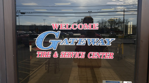 Tire Shop «Gateway Tire & Service Center», reviews and photos, 1011 N Main St, Shelbyville, TN 37160, USA