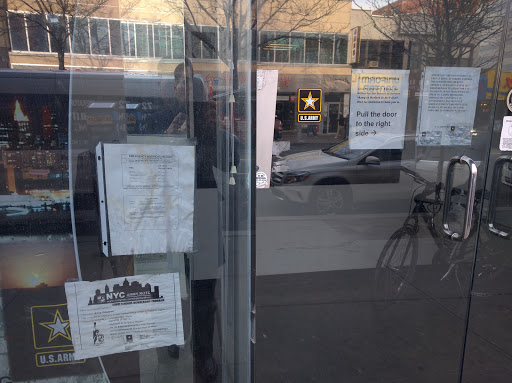 Pet Supply Store «Petland Discounts - Flushing», reviews and photos, 37-20 Main St, Flushing, NY 11354, USA