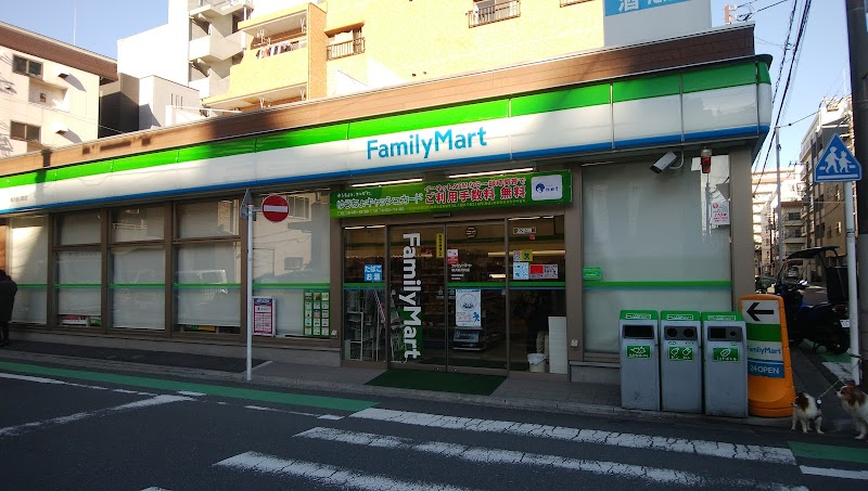 ファミリーマート 横浜新川町店