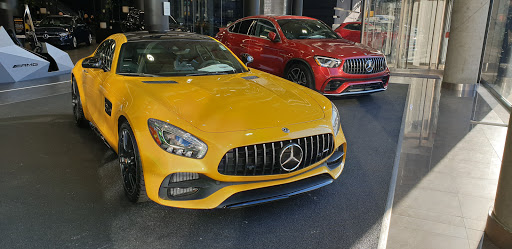 Mercedes Benz Dealer «Mercedes-Benz Manhattan», reviews and photos, 770 11th Ave, New York, NY 10019, USA