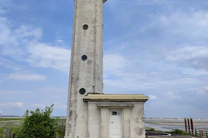 Phare du Hourdel image