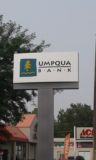 Umpqua Bank in Othello, Washington
