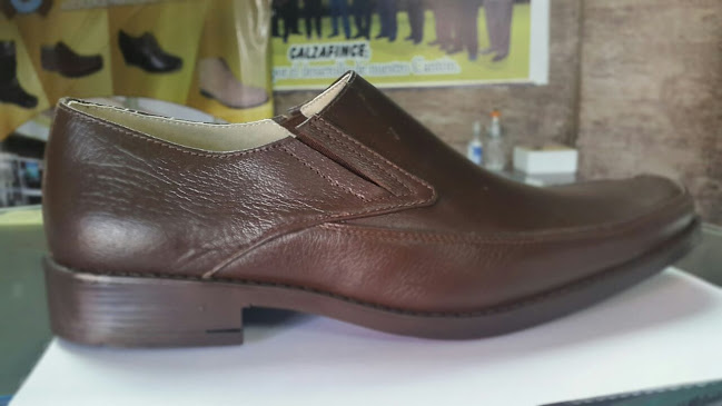 ATA PASHO´S - Fabricantes Fabricas de Calzado Zapato Escolar en Mocha Ecuador - Zapatería