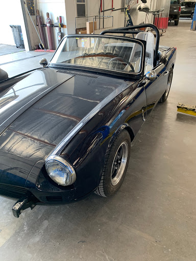 Auto Body Shop «AUTOWORLD Collision Center», reviews and photos, 27967 Beale Ct, Valencia, CA 91355, USA