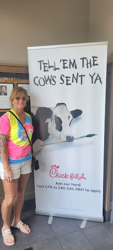 Fast Food Restaurant «Chick-fil-A», reviews and photos, 2230 S Pleasant Valley Rd, Winchester, VA 22601, USA