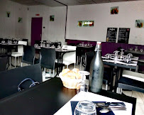 Atmosphère du Restaurant Relais Saint Germain à Mouliherne - n°1