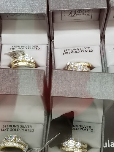 Department Store «Walmart Supercenter», reviews and photos, 150 Commerce Drive, Fairfield, IL 62837, USA