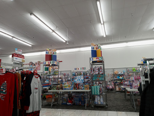Clothing Store «Burlington Coat Factory», reviews and photos, 8225 E Kellogg Dr, Wichita, KS 67207, USA
