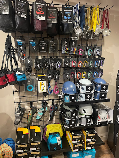 Outdoor Sports Store «River Rock Outfitter», reviews and photos, 915 Sophia St, Fredericksburg, VA 22401, USA