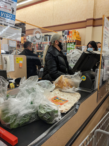 Supermarket «Jons Marketplace», reviews and photos, 600 E Colorado St, Glendale, CA 91205, USA