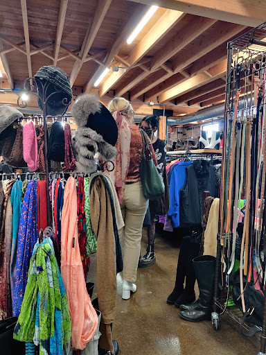 Boutique «1st Hand Seconds Unique Boutique», reviews and photos, 415 W 1st Ave, Albany, OR 97321, USA